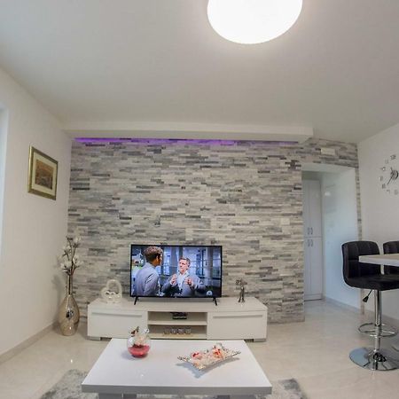S & V Deluxe Apartments Dubrovnik Exterior foto